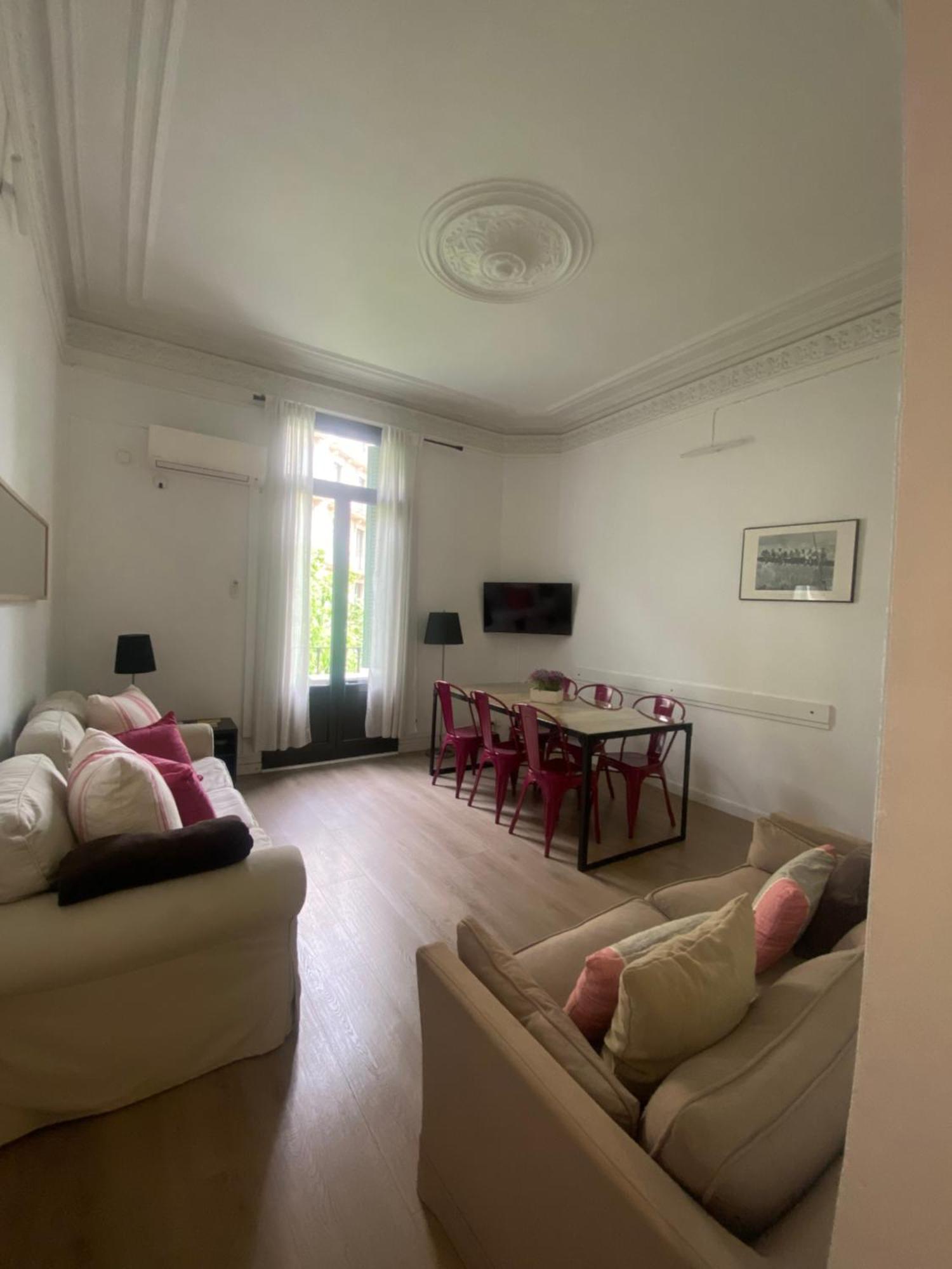 555 Apartments Bcn Βαρκελώνη Εξωτερικό φωτογραφία